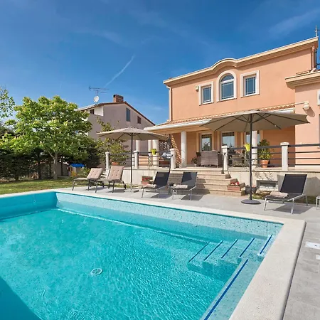 Villa Lady Ni Pula