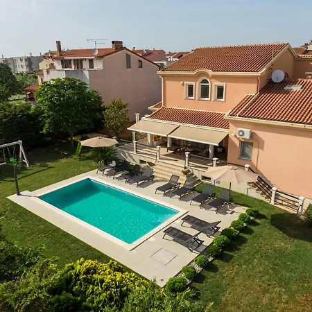 Villa Lady Ni Pula