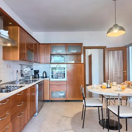 Lady Ni By Istra Vacation Villa